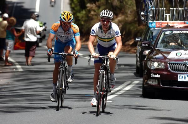 Jack Bobridge (Garmin-Transitions) and Simon Clarke (UniSA) crack on with things in stage three