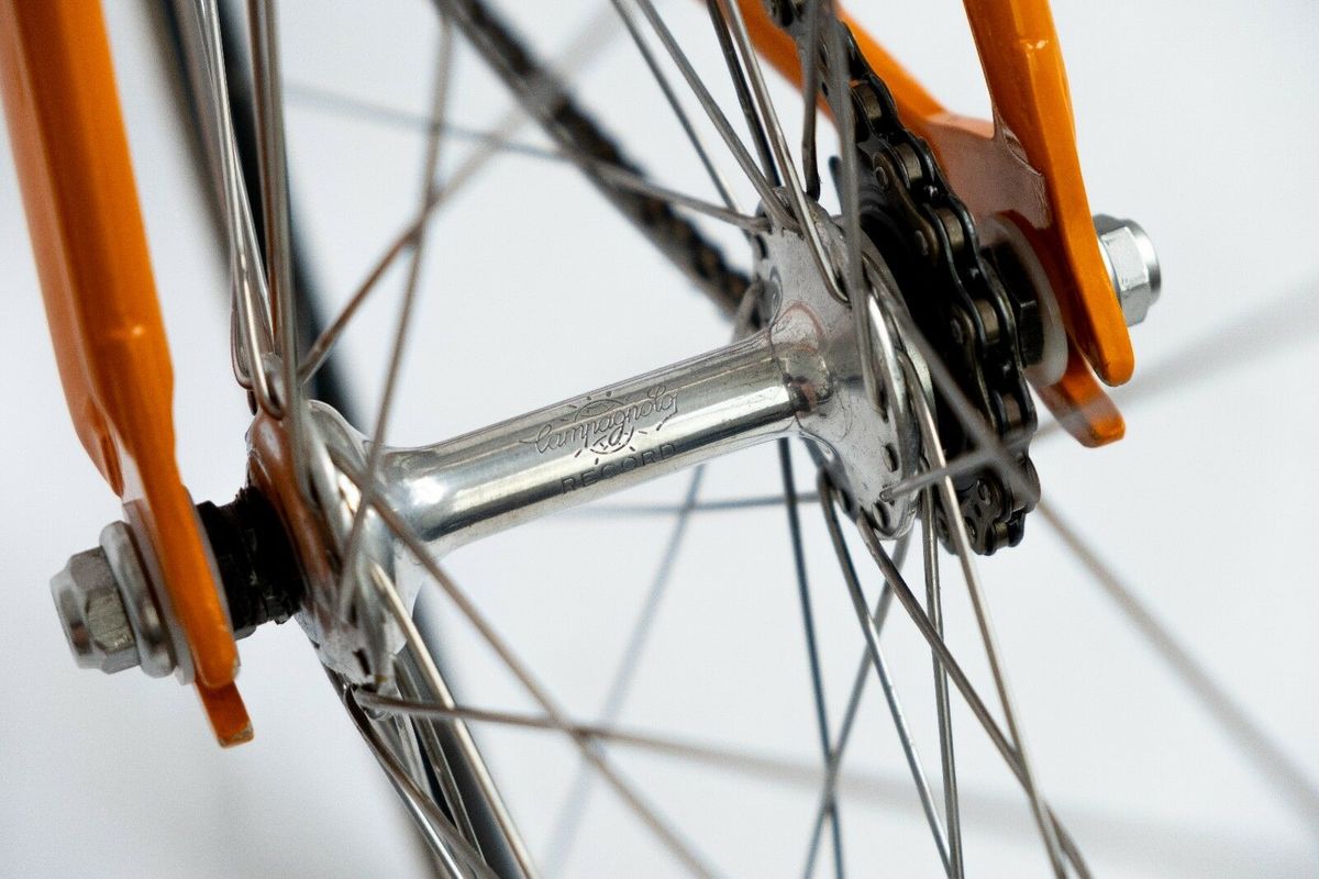 The Campagnolo Record hub