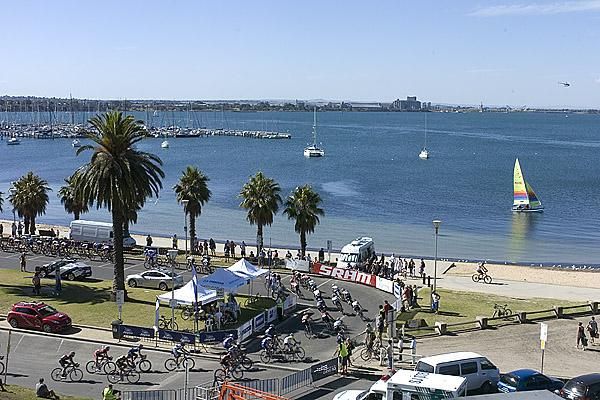 Riders in the men's support race corner on the Geelong foreshore.