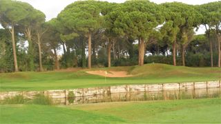 6th green on Forest course at Emporda Golf