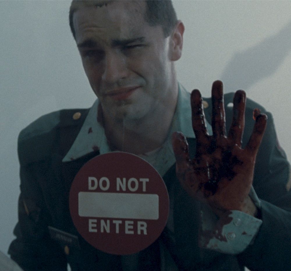 Sam Witwer van The Mist deelt zijn mening over de remake van Mike Flanagan en de heraanpassing van de novelle van Stephen King