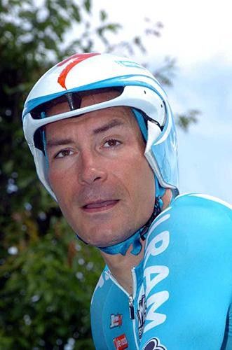 Erik Zabel (Milram) prepares for another Tour TT