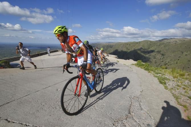 Daniel Diaz riders away