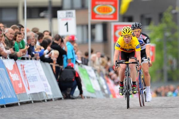 Cadel Evans on the attack