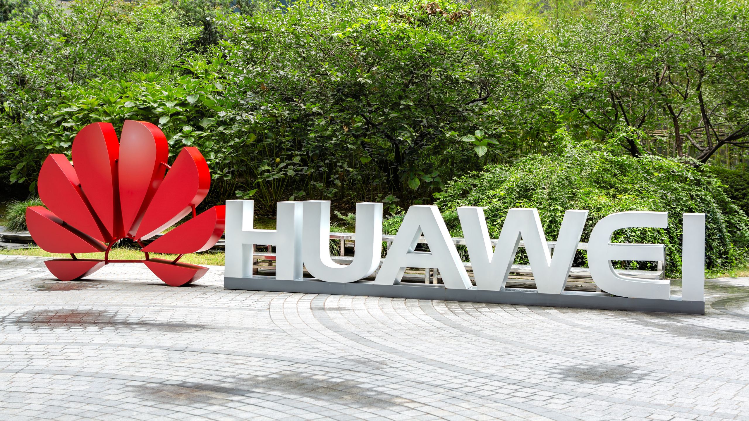 Huawei develops 122TB SSD with new packaging tech to&hellip;