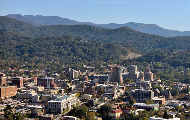 WHAT-ELSE-TO-SEE-AND-DO-Asheville-1-COH_4833_164003622_23699234.jpg