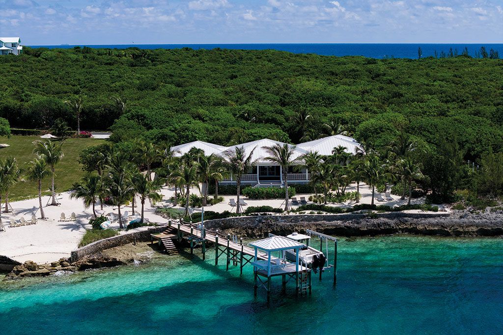 Properties for sale in tax havens: Seaside Drive, Guana Cay, Abaco, Bahamas