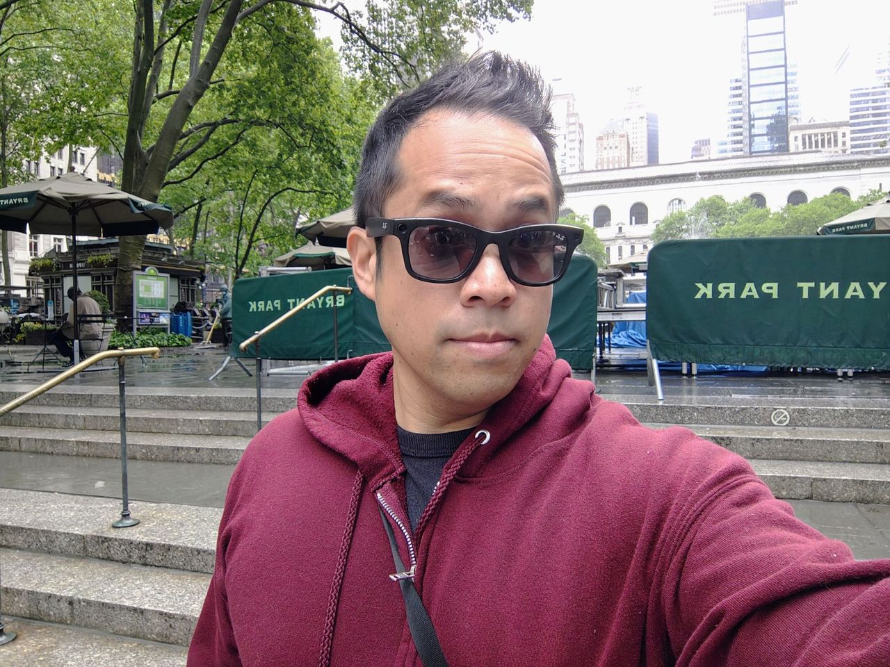 Motorola Razr Plus 2024 selfie sample.