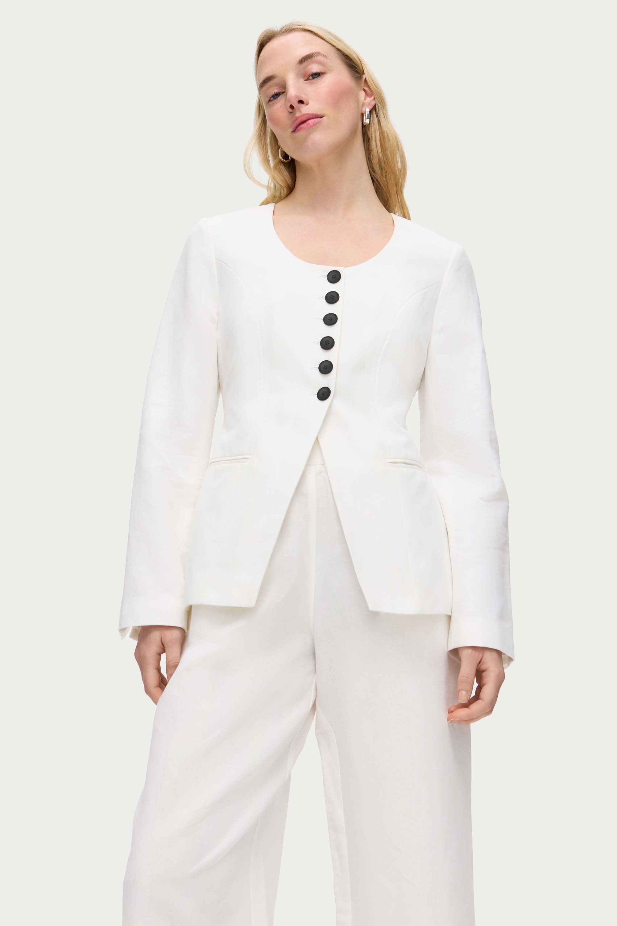 Daphne Scoop Ncond Linen Blazer