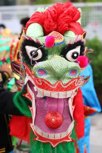 The dragon kept guard over the race