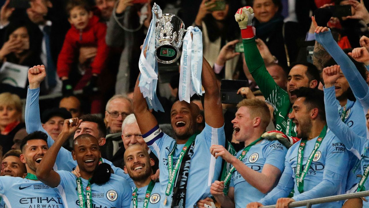 Vincent Kompany trophy Carabao Cup Arsenal 0 Manchester City 3
