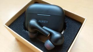 Best cheap wireless earbuds: Aukey EP-T27