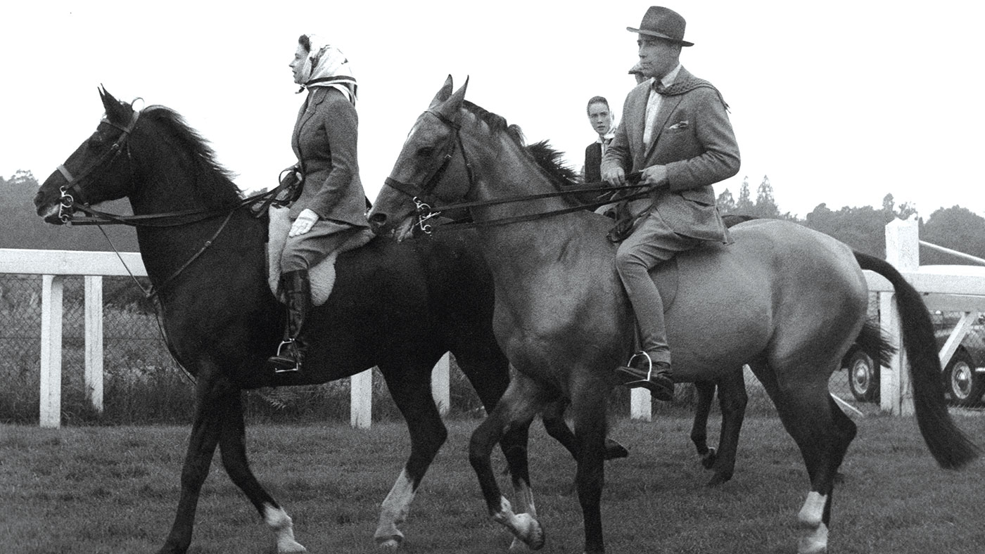 queen-riding-at-home,-getty