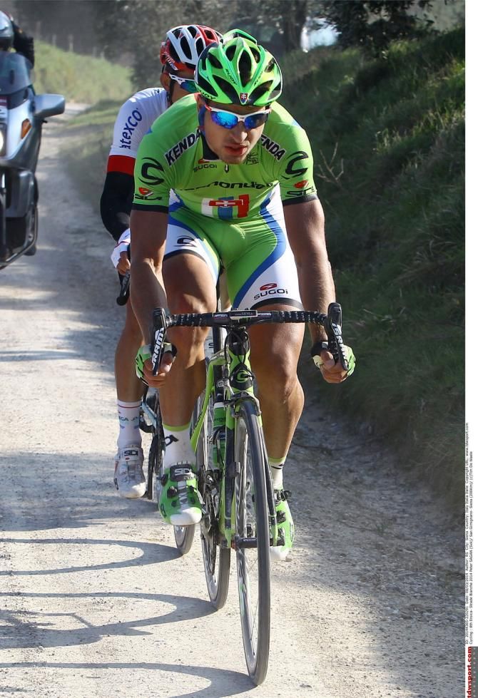 Peter Sagan leads Michal Kwiatkowski (Omega Pharma-QuickStep)