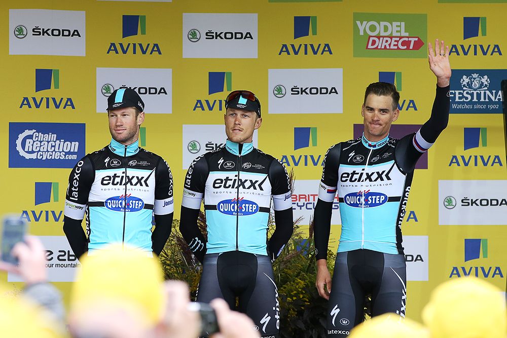Etixx-QuickStep at the sign-in.