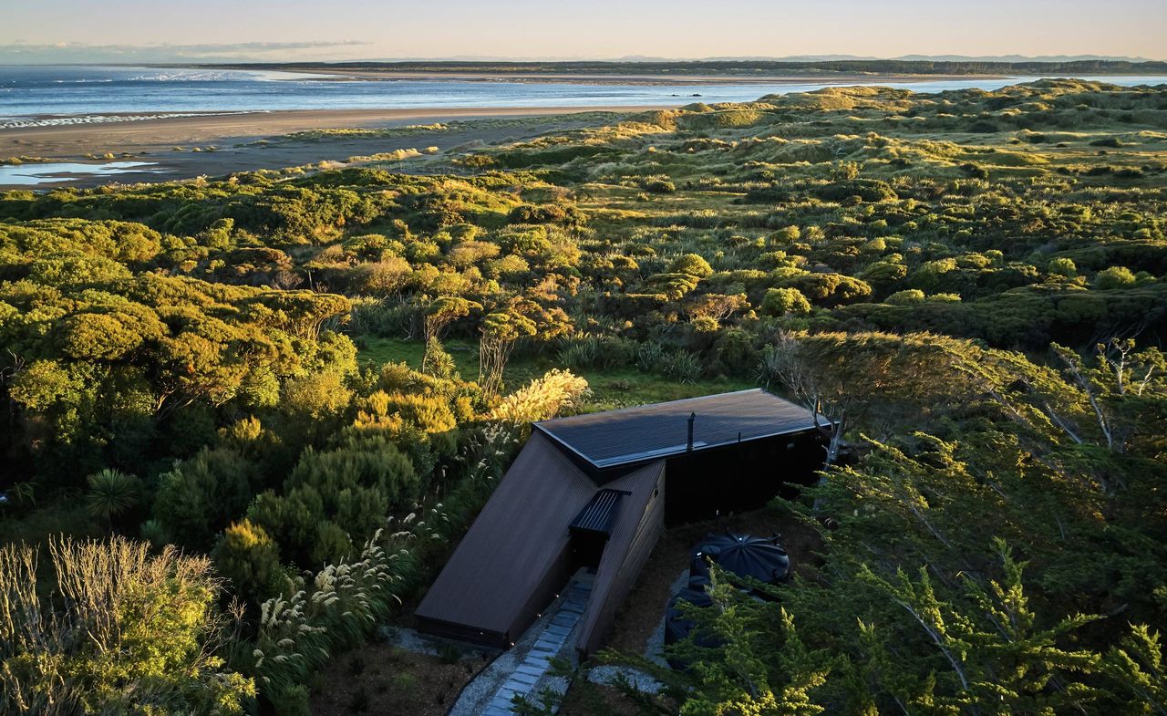 The Coast House, New Zealand, by Stacey Farrell