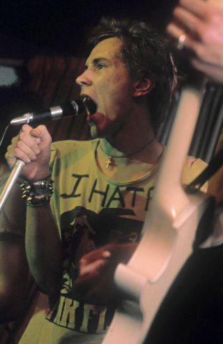 Johnny Rotten wearing his infamous 'I Hate Pink Floyd' T-Shirt in 1977