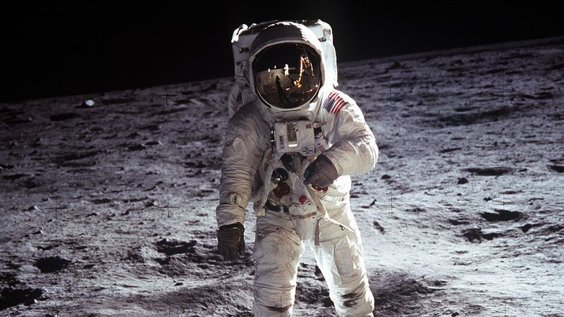 Astronaut Buzz Aldrin walks on the lunar surface. NASA aims to return people to Earth&#039;s nearest neighbor by 2024.