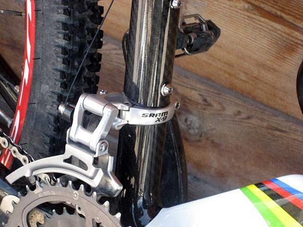 SRAM's X-9 derailleur handles shifting duties up front.