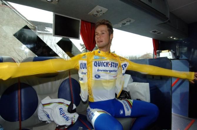 Tom Boonen gets ready for the second stage of the race in 2006