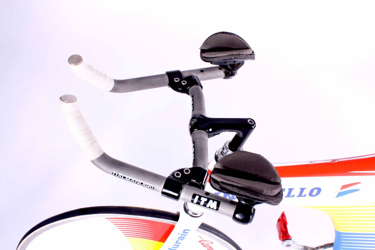 Miguel Indurain's ITM handlebar set up seemed designed for comfort as much as for aerodynamics.