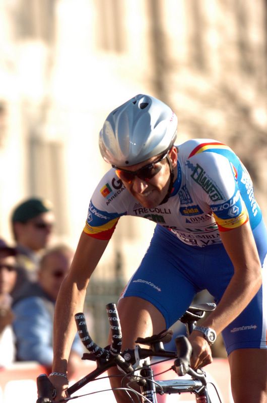Australian Tren Wilson riding a time trial in 2005