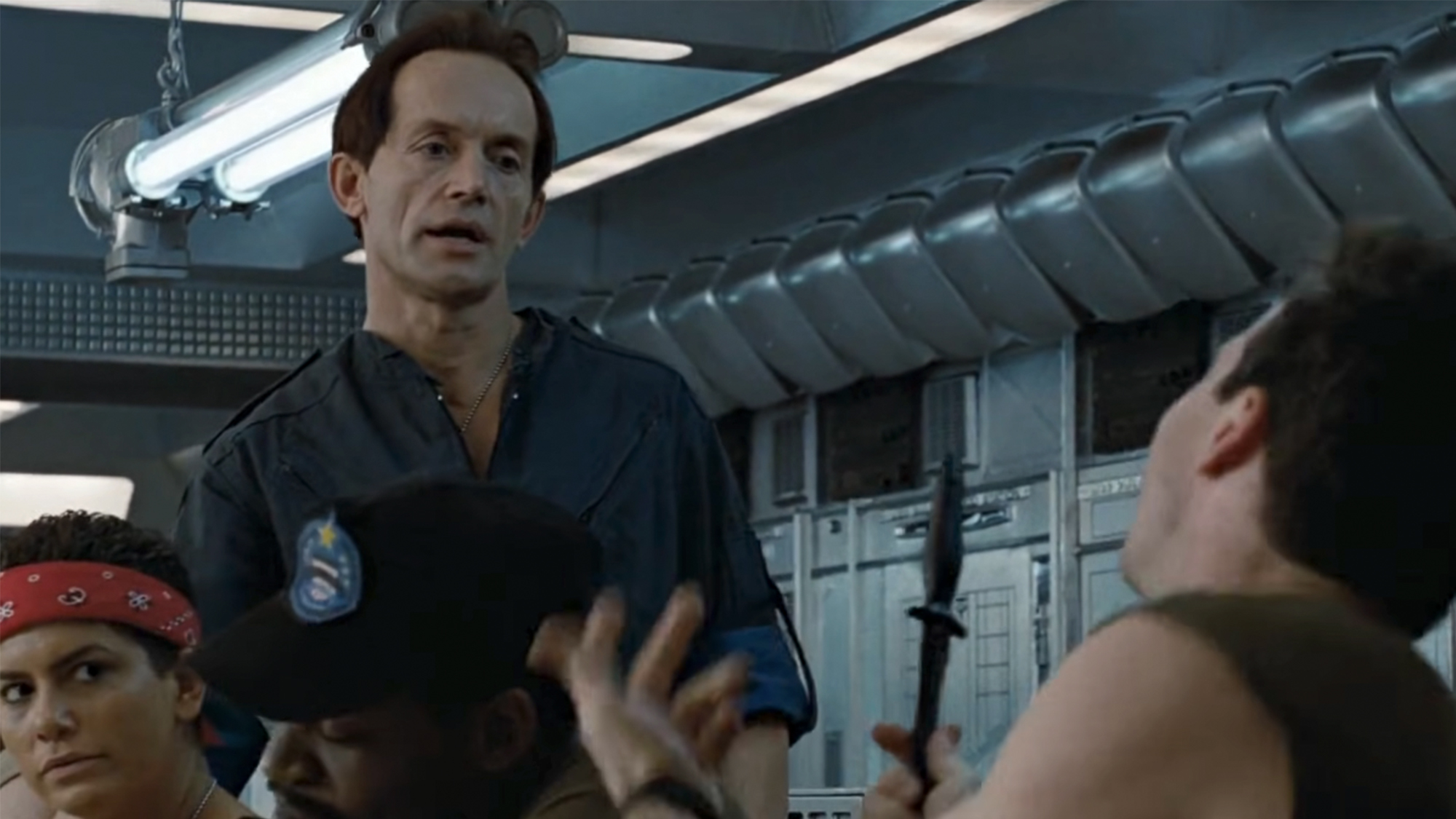 Bishop getting begged to his knife trick in Aliens
