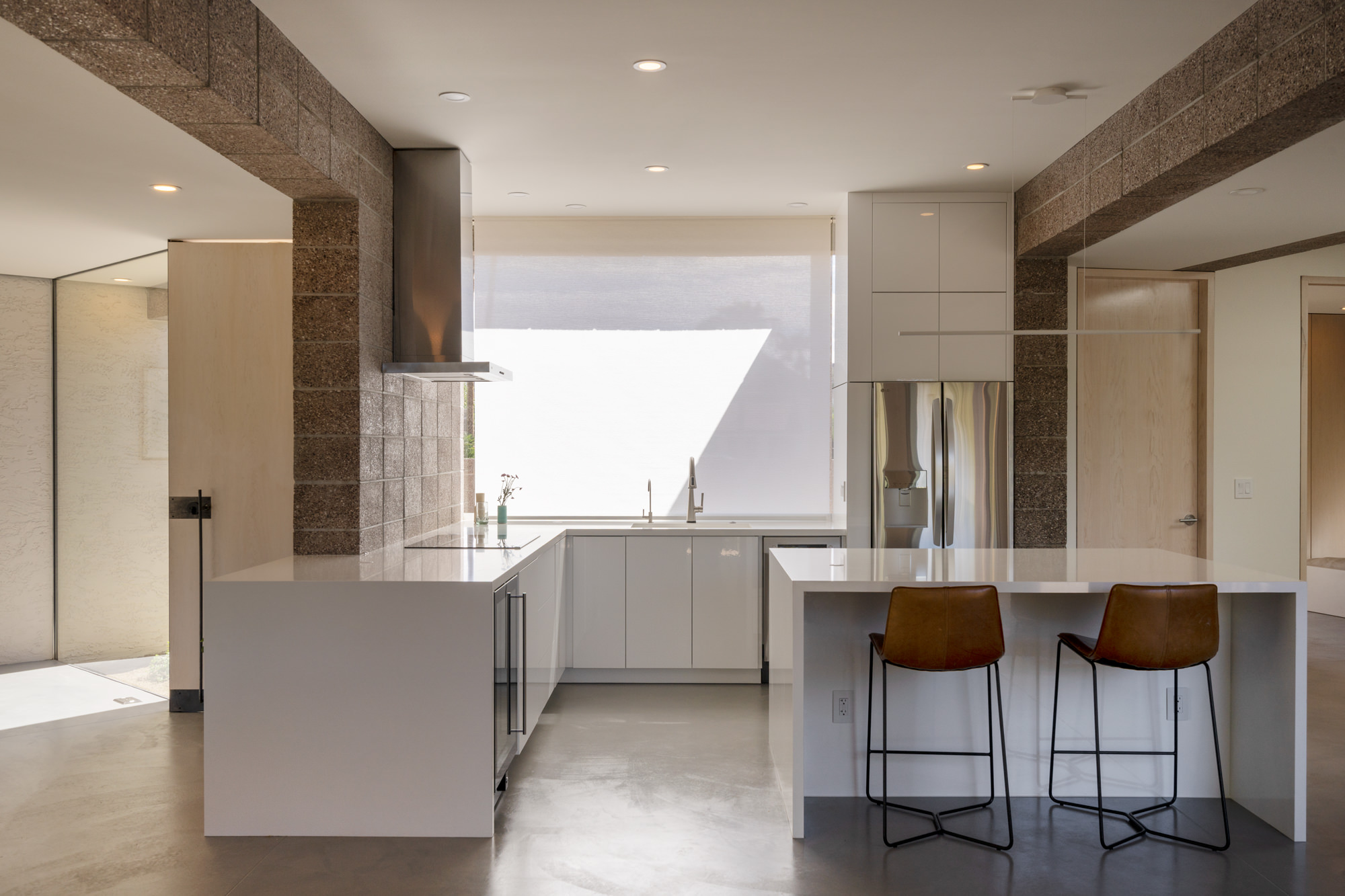 Arizona House by Benjamin Hall, a cubist sculptural and minimalist concrete masonry brick home