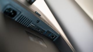 Dell P3222QE USB-C Hub Monitor