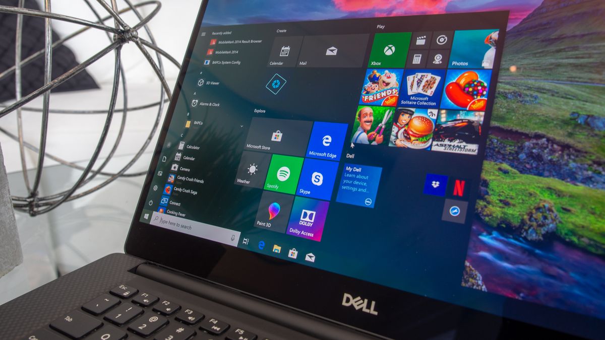 The Dell XPS 15 (2019) display supports content creators with its 100% DCI-P3 color gamut.