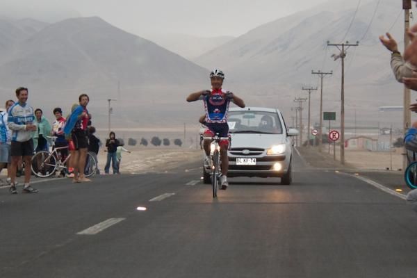 Luis Sepulveda (OGM) celebrates as he arrives with almost three minutes of advantage.