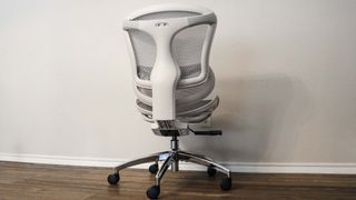 The SIHOO Doro-C300 without its armrests or headrest