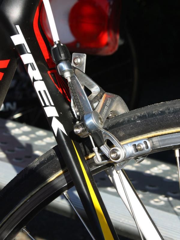 Radioshack team mechanics installed fully sealed Gore Ride-On cables on all of the Paris-Roubaix bikes for both derailleurs and brakes.