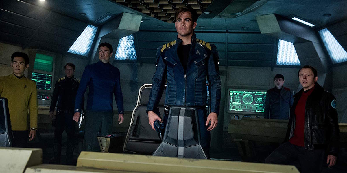 Enterprise crew in Star Trek Beyond