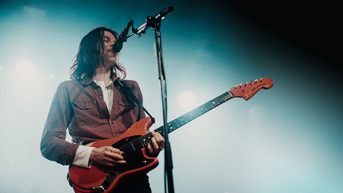 James Bay playing his Fender Pink Lemonade