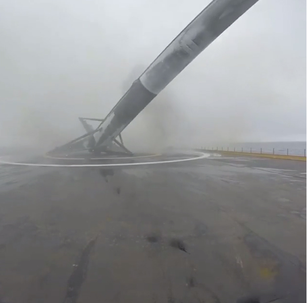 SpaceX&#039;s Falcon 9 rocket tips over during a landing attempt on the droneship Just Read The Instructions on Jan. 17, 2016.