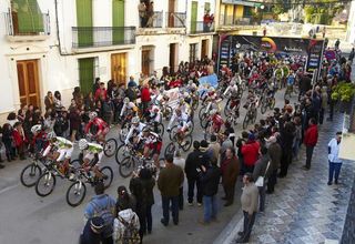 The racers set off for a long stage 4 at the Andalucia Bike Race