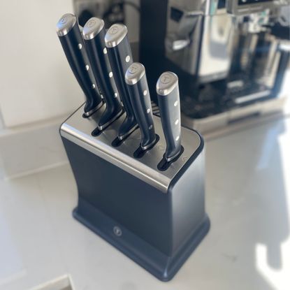 Tefal's self sharpening knife set 