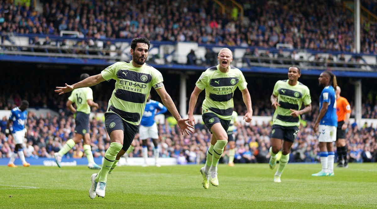 Ilkay Gundogan of Manchester City celebrates after scoring his team&#039;s first goal during the Premier League match between Everton and Manchester City at Goodison Park on May 14, 2023 in Liverpool, England.