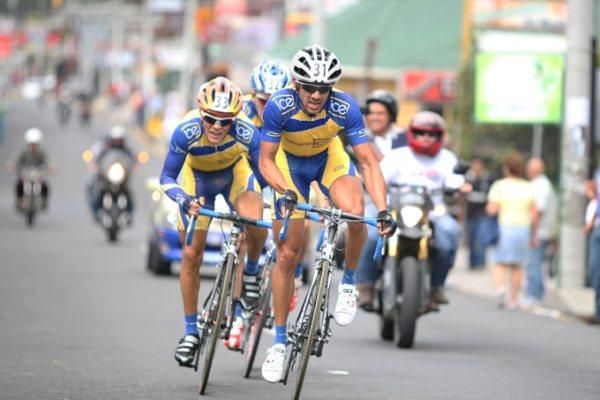 Grupo Ice stake their claim in the team time trial