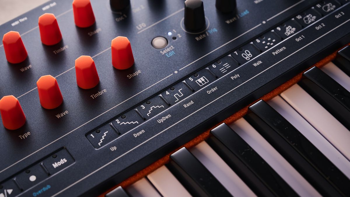 Arturia MiniFreak 49