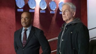 Rocky Carroll's Vance and Mark Harmon's Gibbs in MTAC in NCIS