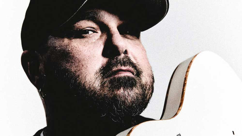 Chris Robertson headshot