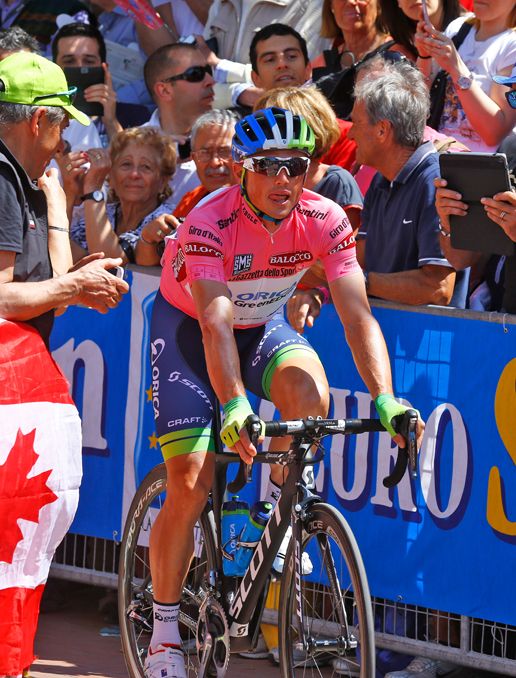 Simon Gerrans (Orica - GreenEdge) in the maglia rosa at the Giro d'Italia
