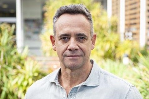 Neighbours - Richard Huggett plays Glen Donnelly