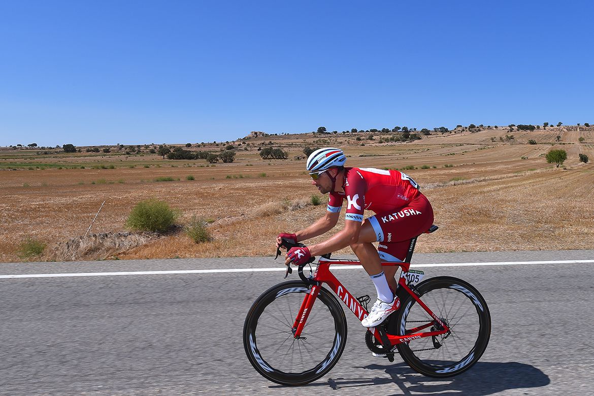 Marco Haller makes his way back to the bunch