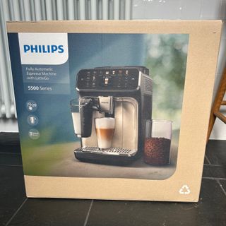 Testing Philips bean to cup coffee machine