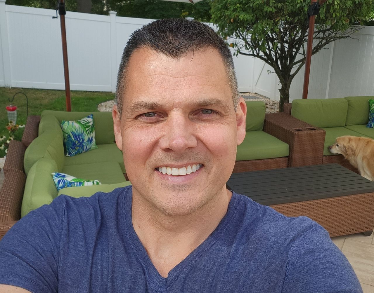 Samsung Galaxy Z Fold 4 selfie front camera