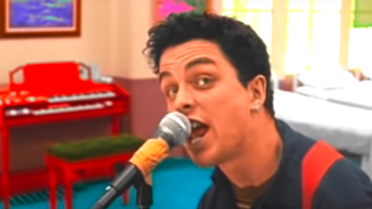 Billie Joe Armstrong sings while performing &quot;Basket Case&quot; for the music video.