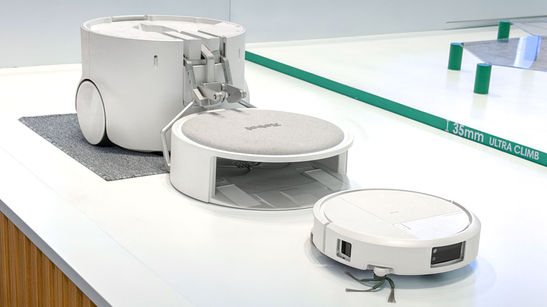 iRobot Roomba Duo's 'robot inside a robot'